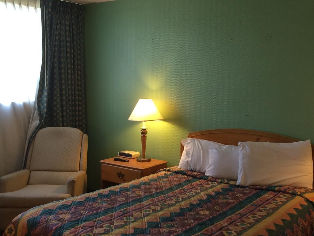 Carol Hotel Омаха Екстериор снимка